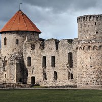 ФОТО, ВИДЕО. Для посетителей впервые открылась южная башня Цесисского замка