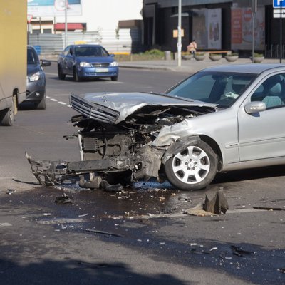 Latvijā katrs transportlīdzeklis vismaz reizi 11 gados tiek bojāts satiksmes negadījumā
