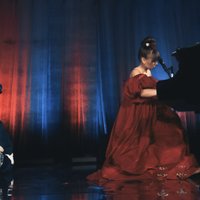 Foto: Katrīna Gupalo un Oriole jaunajā mūzikas un drāmas telpā 'OratoriO'
