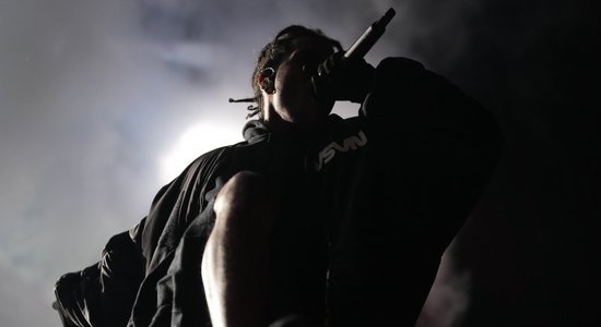 Ar ugunīgu ASAP Rocky performanci izskan 'Positivus' festivāls Rīgā. Teksta tiešraides arhīvs
