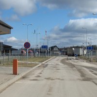 Uz Latvijas-Krievijas robežas rindā stāv ap 800 kravas auto
