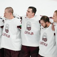 В заявке сборной Латвии на ЧМ-2022 остались две вакансии: ждут усиления из НХЛ