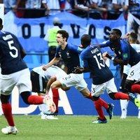 В 1/8 финала ЧМ в матче с семью голами Франция отправила Аргентину и Месси домой