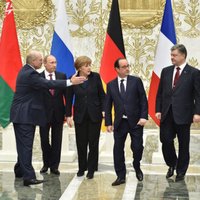 Četru valstu līderu sarunas Minskā notiek jau 12 stundas; izšķiras Ukrainas liktenis (plkst. 6:54)