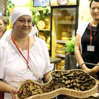 Foto: Ķīpsalā sākusies ikgadējā pārtikas izstāde 'Riga Food'