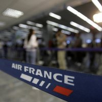 СМИ: в отсеке шасси самолета Air France обнаружили тело мальчика