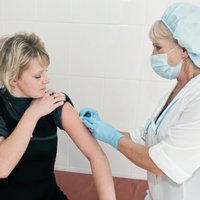 Gripa: Vai vakcinēties un ko darīt saslimšanas gadījumā?