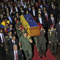 Преемник дал клятву у гроба Чавеса