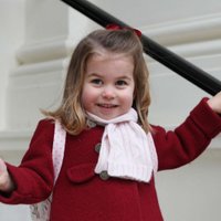 Apburoši foto: Princese Šarlote uzsāk bērnudārza gaitas