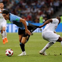 Уругвайский футболист ударил директора ФИФА и оскорбил организаторов ЧМ-2022