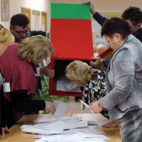 Lukašenko uzvarējis prezidenta vēlēšanās Baltkrievijā