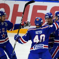 СКА и ЦСКА без поражений прошли во второй раунд плей-офф КХЛ