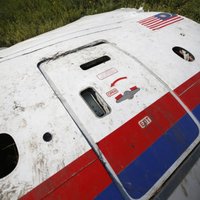 Nīderlandes izmeklētāju pierādījumi norāda uz prokrievisko kaujinieku vainu MH17 notriekšanā Ukrainā