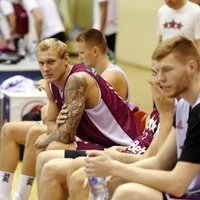 Latvijas basketbola izlase PK atlasē spēlēs ar Bertāniem, Strēlnieku un Timmu