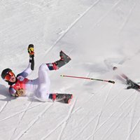 Американская горнолыжница получила тяжелую травму на Олимпиаде. Ее увезли на носилках