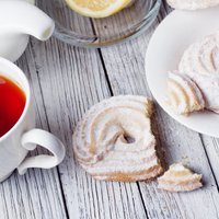 Tējas laika gardumiņi. 15 receptes gardiem un trausliem cepumiem