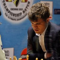 Карлсен стал чемпионом мира еще и по быстрым шахматам