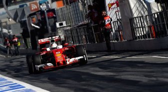 Fetels Austrijas 'Grand Prix' pazaudē piecas starta vietas