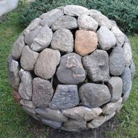 Foto: Kā uzmeistarot dekoratīvu akmens bumbu