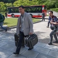 Иностранные репортеры отбыли к ядерному полигону в КНДР