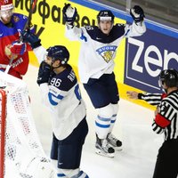 Сборная России по хоккею проиграла второй матч при Воробьеве