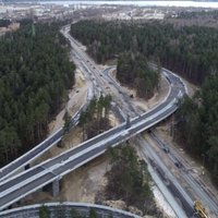 Sarkandaugavas tilta pār dzelzceļu būvniecība sadārzinājusies par vienu miljonu eiro