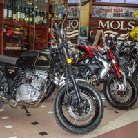 Foto: Unikāli pašbūvētie un jaunākie motociklu modeļi 'Molā'
