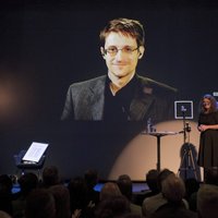 Европарламент призвал страны ЕС оказать поддержку Сноудену
