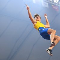 Швед в шестой раз за три года обновил мировой рекорд в прыжках с шестом