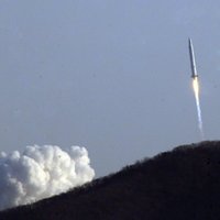 Южная Корея с третьей попытки запустила свой первый спутник
