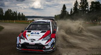 Tanaks izvirzās līderpozīcijā WRC Somijas rallijā pēc pirmās dienas