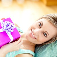 Пять вещей, которые нужно выяснить, прежде чем покупать косметику в подарок