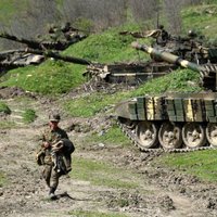 Обострение в Нагорном Карабахе: Армения и Азербайджан вводят военное положение