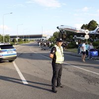 Apšaudē Kišiņevas lidostā nogalināti divi cilvēki