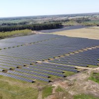 В Латвии планируется построить несколько больших парков солнечных панелей