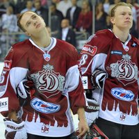 Elvijs Biezais neiztur pārbaudes laiku Čehijas hokeja klubā 'Slavia'