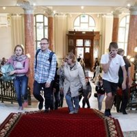 ФОТО: Жители и гости Риги массово отправились на Ночь музеев