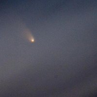 Šonakt Latvijas debesīs bija vērojama komēta