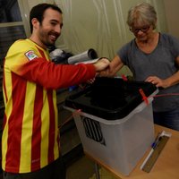 Katalonijas referendums: Darbojas 73% iecirkņu