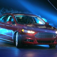 Ford оснастит все модели системой автоматического торможения