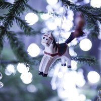 Опрос: большинство латвийцев будут праздновать Рождество дома