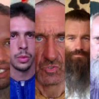 "Аль-Каида" показала видео с семью западными заложниками