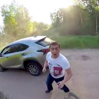 Motociklistiem uzklupušais dzērājšoferis izrādījies 'Vienotās Krievijas' deputāta kandidāts
