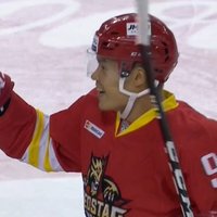Pirmo reizi KHL spēlē vārtus gūst ķīniešu spēlētājs