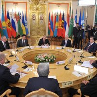 Янукович пригласил Путина и Лукашенко посмотреть ЧАЭС