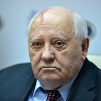 ФОТО: Михаил Горбачев оценил спектакль о себе, поставленный Алвисом Херманисом