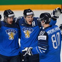 Somijas hokeja izlase PČ ievadā notur pārsvaru pār ASV