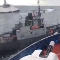 Video: Kā Krievijas krasta apsardze taranēja Ukrainas velkoni