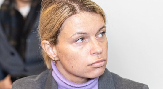 Гревцова призывает запретить Абу Мери совмещать две работы