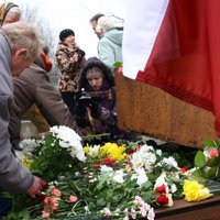 Foto: Latvijā piemin 25.marta deportāciju upurus